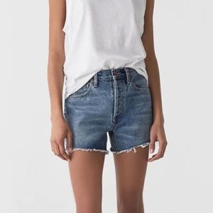 NWT AGOLDE Micah Cutoff. Size 27. Avail Wash.